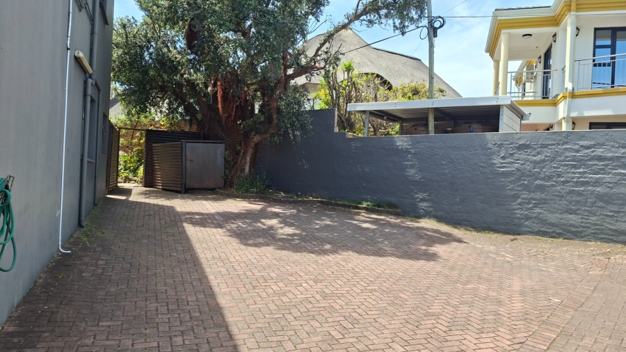 5 Bedroom Property for Sale in Blue Bend Eastern Cape